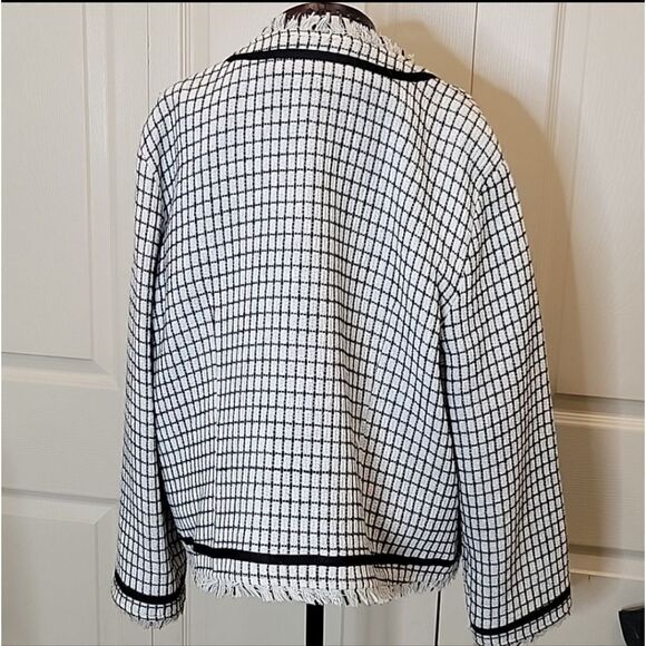 CHICO'S White and Black Check Boucle Check Blazer Size 3 or 1X - Picture 2 of 6